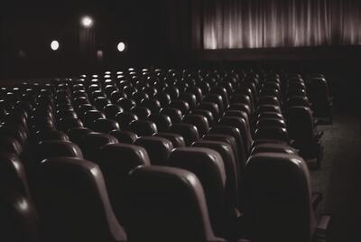تعطیلی سینماها تا ساعت 18 امروز