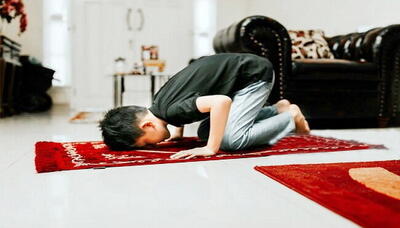 چه کار کنیم فرزندمان نمازخوان شود؟