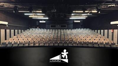 دارا حیایی روی صحنه می‌رود