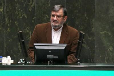 نماینده مجلس: بترسید از مبارزه فدائیان مرجعیت با طاغوت‌های عالم