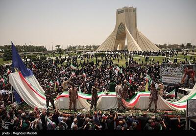 تشییع باشکوه شهدا نشان داد این ملت با شهادت از میدان خارج نمی‌شود - تسنیم