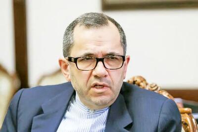 تخت روانچی: غربی‌هایی که جرات انتقاد از آمریکا را ندارند، باید ساکت بمانند