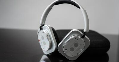 رونمایی هدفون روگوشی Headphone 1 ناتینگ با طراحی منحصربه‌فرد و کیفیت صدای حرفه‌ای