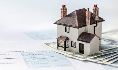کدام بهتر است؟ سرمایه گذاری در بورس یا املاک و مستغلات؟