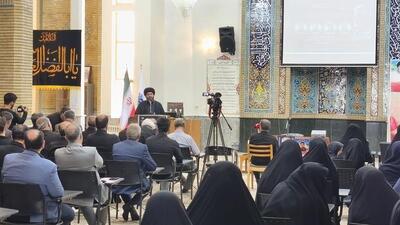 امام جمعه زنجان: اکنون عرصه جنگ شناختی بزرگتر از نبرد نظامی است