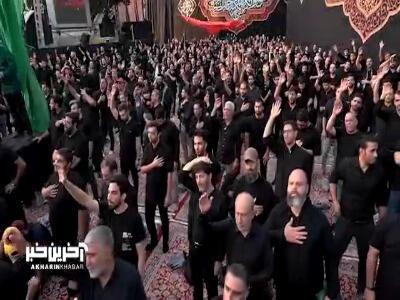 ای اهل کوفه! من عبداللهم  با مداحی حاج محمود کریمی