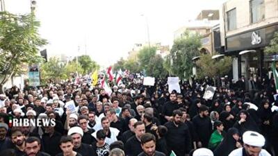 راهپیمایی مردم قم در حمایت از ولی امر مسلمین جهان
