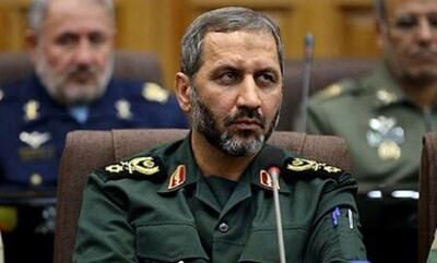 عکسی از فرمانده نیروی هوافضای سپاه در مراسم عزاداری