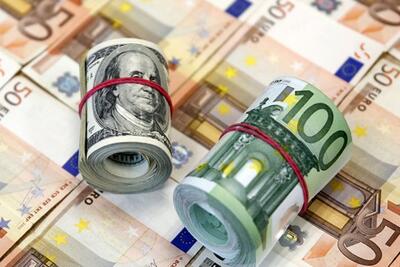 امروز در بازار ارز تجاری؛ قیمت دلار کاهشی و یورو صعودی شد