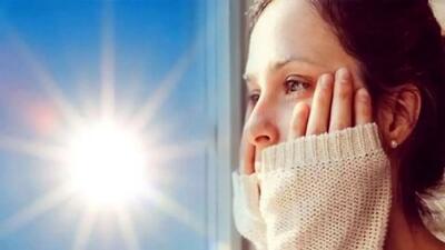 آیا افسردگی باعث کمبود ویتامین D می‌شود؟ سه ضلع مثلث سلامت روان را بشناسید