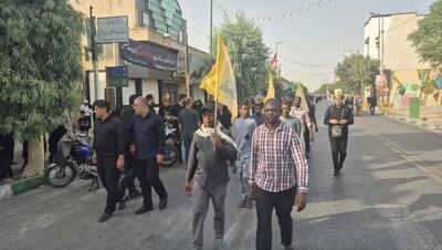 تجمع «مَردمی عهد خون» در حمایت از رهبری در قم / فیلم