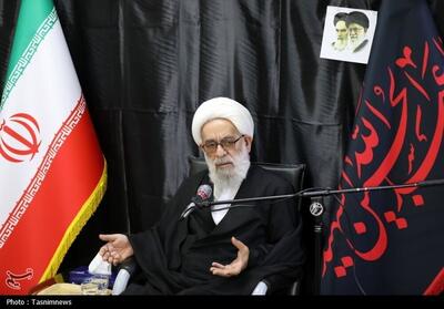 امروز باید در کنار ولی‌فقیه ایستاد و تسلیم دشمن نشد - تسنیم