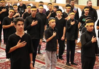 عزاداری دانش‌آموزان شیرازی در سوگواره   احلی من العسل   در شاهچراغ (ع) - تسنیم