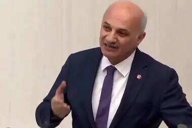 ایران سر خم نکرد! /  اینقدر ساده‌لوح و طرفدار آمریکا نباشید!