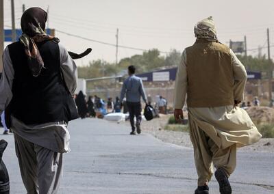 خروج صدهاهزار تبعه غیر مجاز افغانستانی از مرز