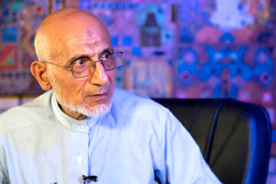 میرسلیم: مردم پیام‌رسان‌های بیگانه را کنار بگذارند