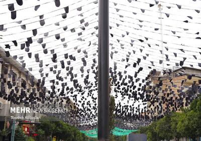 در و دیوار شهر نوای یا حسین سر می‌دهند