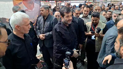 حضور وزیر ورزش و جوانان در مراسم یادبود شهدا - پارس فوتبال