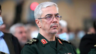 عکس / سفر در زمان؛ «سرلشکر باقری، سردار سلیمانی و عزیز جعفری» در اوج جوانی در طبیعت؛ دهه 60