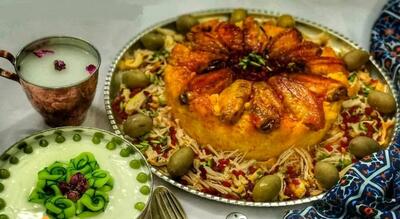 ته‌انداز مرغ با سس پستو؛ ترکیب خوشمزه آشپزی ایتالیایی با ایرانی