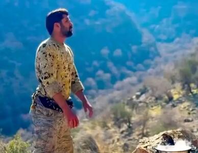 آواز محلی؛ سرباز خوش قد و بالای وطن تو کوه لری میخونه رفیقاش چه بهش افتخاری میکنن