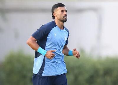 کپی‌برداری استقلال از بارسلونا در پوستر رامین