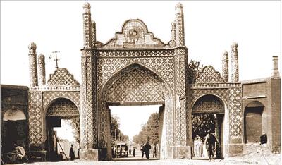 عکس/ کشف نقاشی ناجور ناصرالدین شاه از یکی از زنان حرم‌سرا