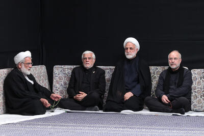 گزارش تصویری: برگزاری مراسم عزاداری شب هشتم محرم در حسینیه امام خمینی(ره) | شفقنا