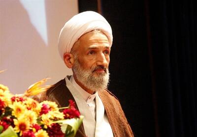 بیداری و هوشیاری در مقابل دشمنان داخلی و خارجی وظیفه آحاد ملت - تسنیم
