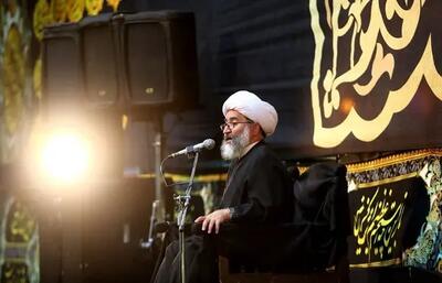 قدم در وادی کربلا با گسستن زنجیرهای گناه و ترک تعلقات دنیوی ممکن است