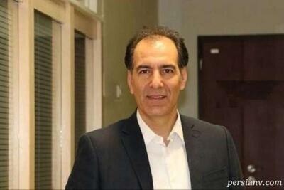 نگاه روز | چهره متفاوت بهنام تشکر؛ بازیگر سریال “دودکش” در جشنواره فجر / تیپ خاص آقای بازیگر با کلاه لبه دار و عینک طبی