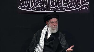لحظه ورود آیت الله خامنه ای به حسینیه امام خمینی + ویدئو