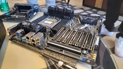 کاهش چشمگیر عملکرد کارت گرافیک RTX 5090 در تولید محتوا به دلیل کمبود پهنای باند PCIe