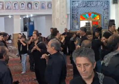 هیئت زنجیر زنی شهرستان عجب شیر در تاسوعای حسینی
