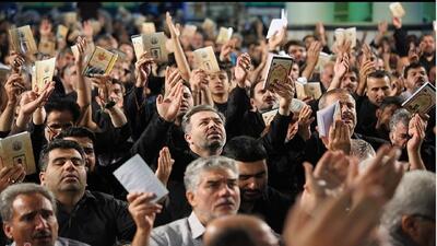 برگزاری قرائت همگانی زیارت ناحیه مقدسه در مسجد جمکران