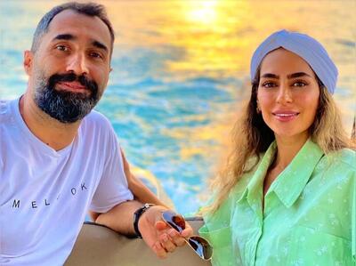 ژست زیبای سمانه پاکدل در کافه دنج + عکس