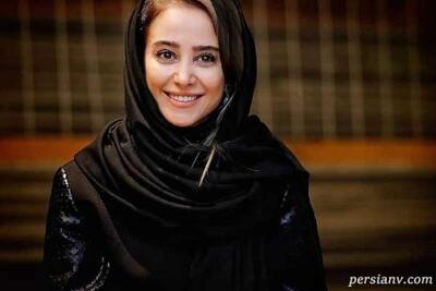 نگاه روز | لحظات زیبایی از دو نفره های الناز حبیبی؛ عالیه سریال “دودکش” و پدرش هنگام تماشای تلویزیون / خانم بازیگر در آغوش امن پدر
