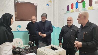 استاندار اصفهان با حضور در خمینی‌شهر: اهدای خون، ادامه‌ی راه عاشورا و نماد ایثار است