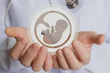 هوش مصنوعی زوج نابارور را پس از ۱۸ سال صاحب فرزند کرد
