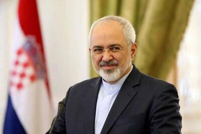 ظریف: حضور بی‌باکانه رهبر انقلاب، القائاتِ دروغ مزدوران را نقش بر آب کرد