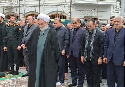 مردم دیار میرزا کوچک جنگلی نماز ظهر عاشورا را اقامه کردند