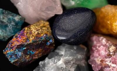 چگونه می‌توان در طبیعت سنگ‌های قیمتی پیدا کرد؟ کجای ایران بیشترین سنگ‌های قیمتی دارد؟‌