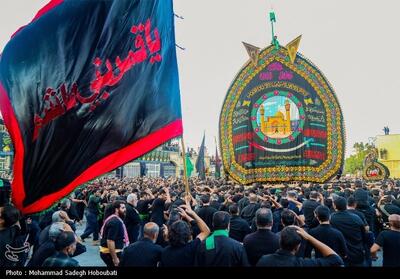 نخل برداری بزرگ یزد همزمان با عصر عاشورای حسینی- فیلم فیلم استان تسنیم | Tasnim