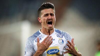 وریا غفوری و پیشنهادی علاوه بر درخواست استقلال