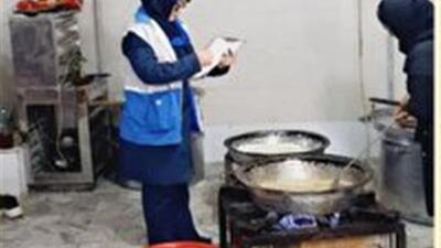 معدوم‌‌سازی ۳۲۷ کیلوگرم مواد غذایی فاسد و غیرمجاز در ایام محرم