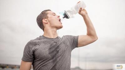 آب بدن را هوشمندانه برگردانید/ بهترین نوشیدنیهای جایگزین آب در روزهای داغ