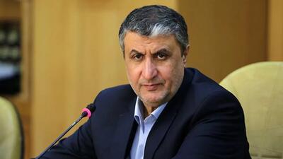 اسلامی: دشمن فکر می‌کند با بمباران می‌تواند پیشرفت ملت ایران را متوقف کند