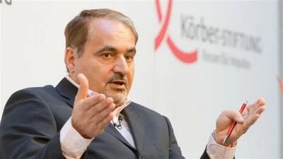 سفیر اسبق ایران در آلمان: :‏روسیه هواپیمای جنگنده سوخو-۳۵  و سیستم پدافند اس- ۴۰۰ را به ایران نداد