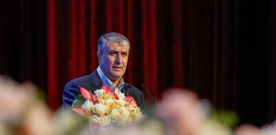 دشمن فکر می‌کند با بمباران ساختمان و تاسیسات می‌تواند پیشرفت ملت ایران را ... + ویدئو
