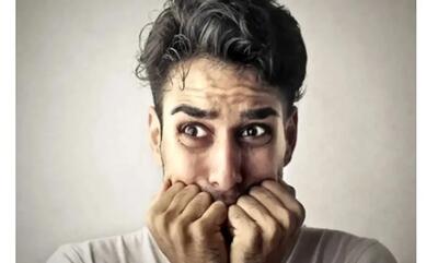 عکس/ سلفی‌ ترسناک این پسر با وضعیت ناجور دختر بیچاره بعد از تجاوز